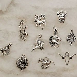 Horses/ Bull head/ Peacock Style Charms Pendants